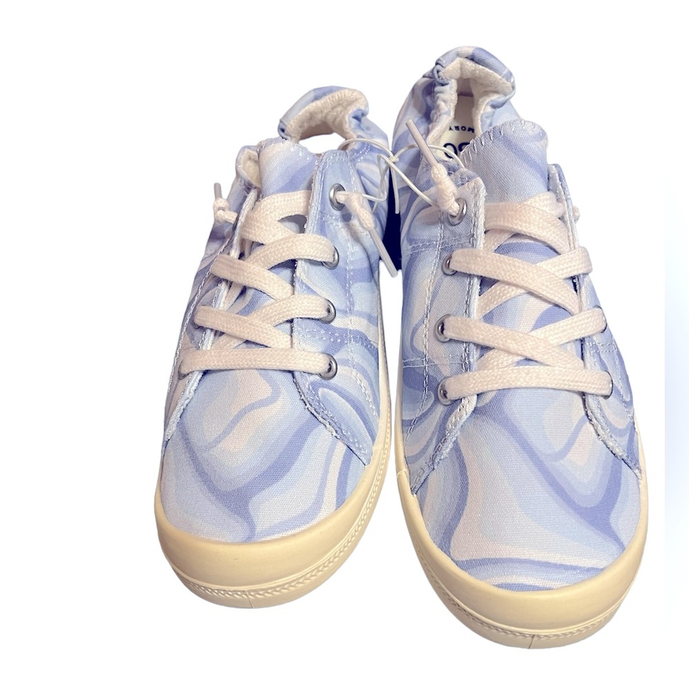 NWT SO Shoes